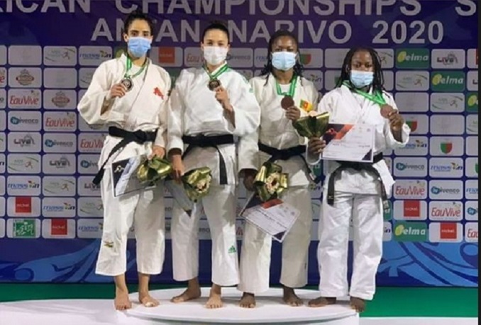 Belkadi-Amina-Championnat-Afrique-2020-Or-podium
